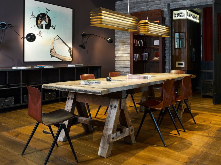 Radio Room im 25hours Hotel HafenCity, Hamburg