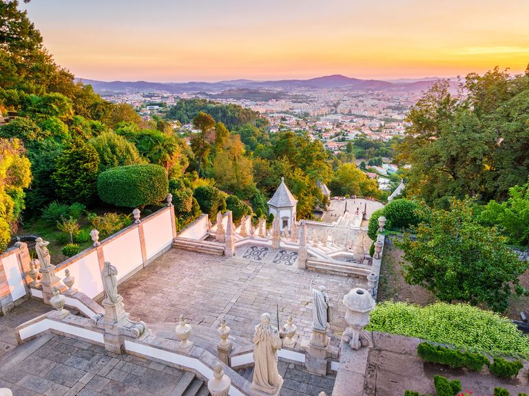Der Ausblick über Braga von der Kirche Bom Jesus do Monte ist fantastisch. Ausblick über Braga von der Kirche Bom Jesus do Monte