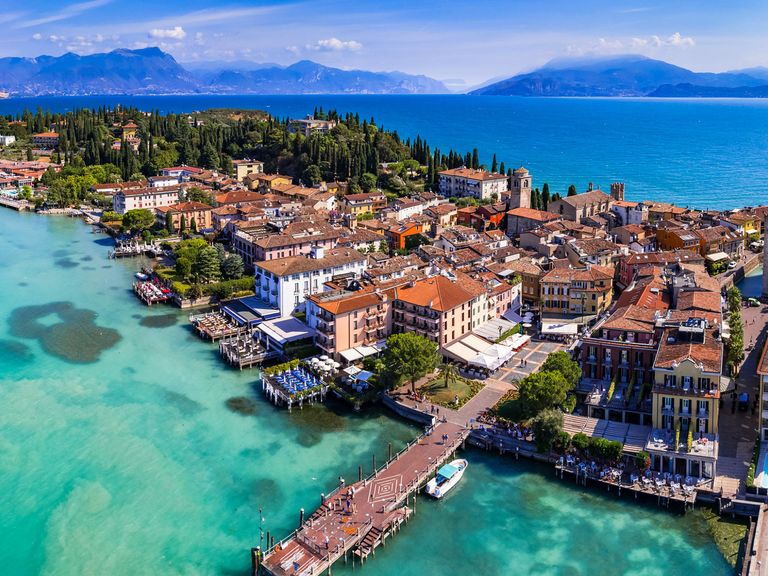 Luftaufnahme von Sirmione, Gardasee