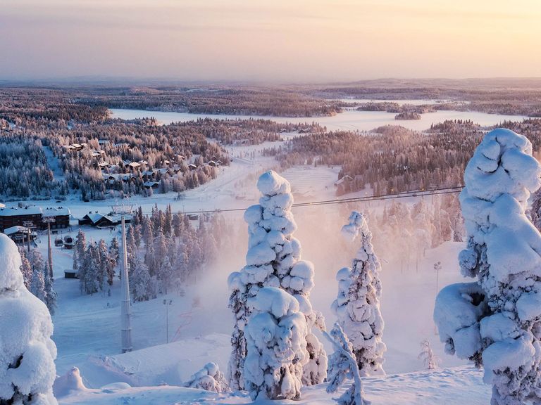 Blick auf das winterliche Fjäll von Kuusamo Blick auf das winterliche Fjäll von Kuusamo