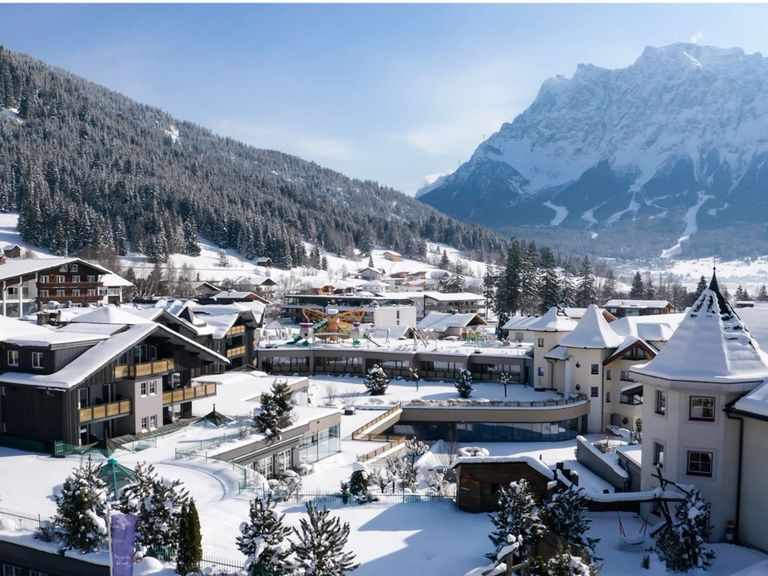 Familux Resorts Alpenrose Hotelansicht 