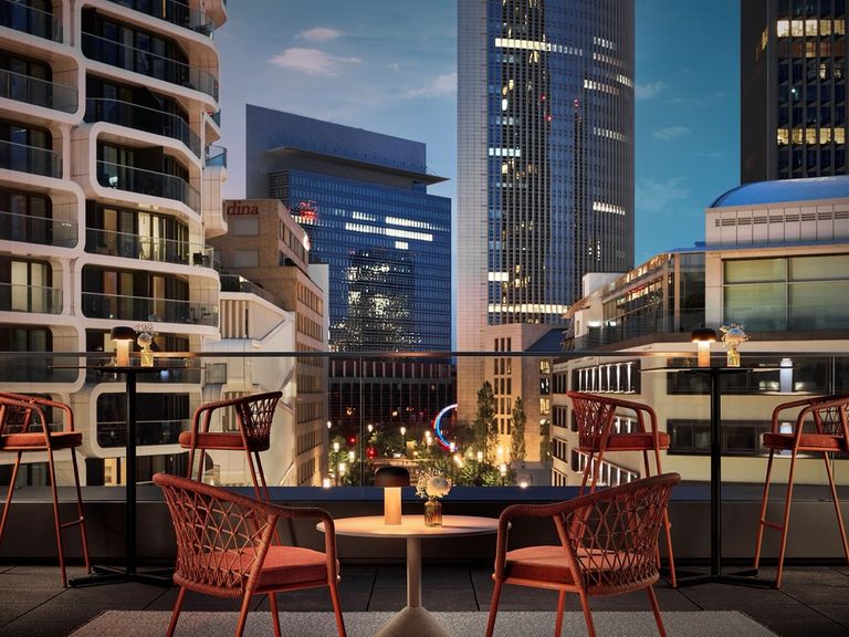 NH Collection Frankfurt Spin Tower_Bar &copy; Minor Hotels 