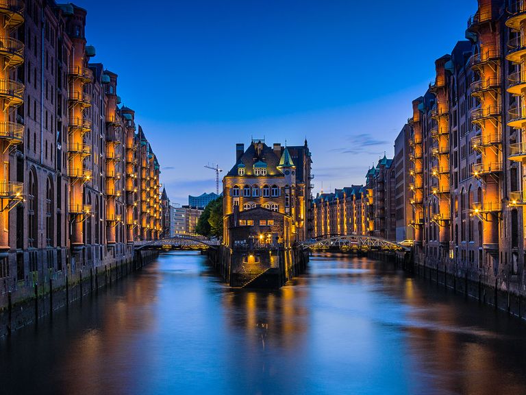 Hamburg Speicherstadt bei Abend