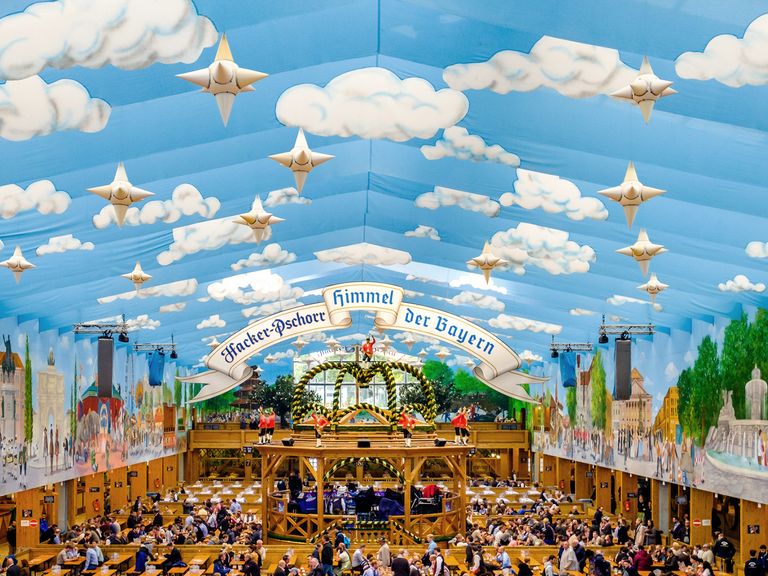Hacker Festzelt, Himmel der Bayern, München