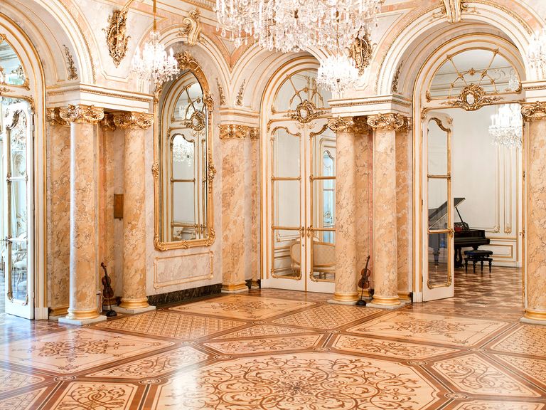 Der Spiegelsalon im Wiener Palais Coburg Palais Coburg Spiegelsalon, Wien