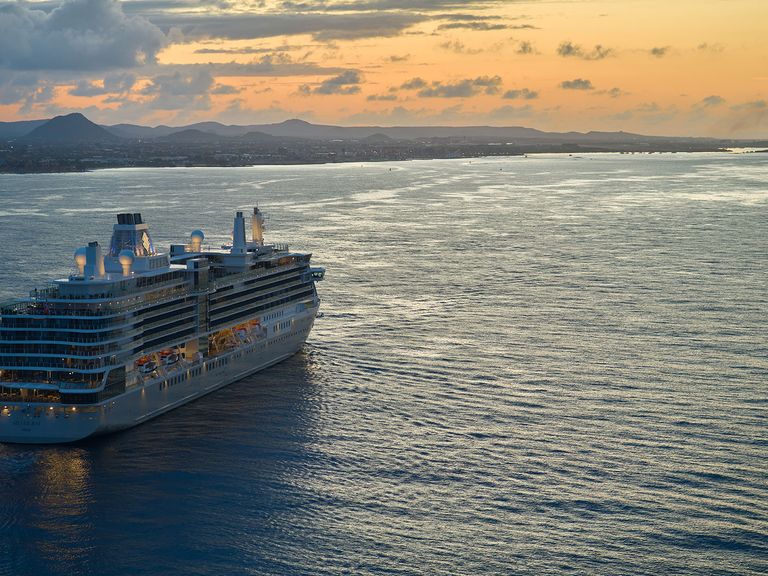 Schiff von Silversea Cruises auf dem Meer