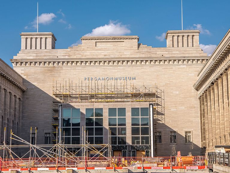 Das Pergamonmuseum wird bis voraussichtlich 2027 schließen – einige Teile sogar bis 2037. Baustelle am Pergamonmuseum