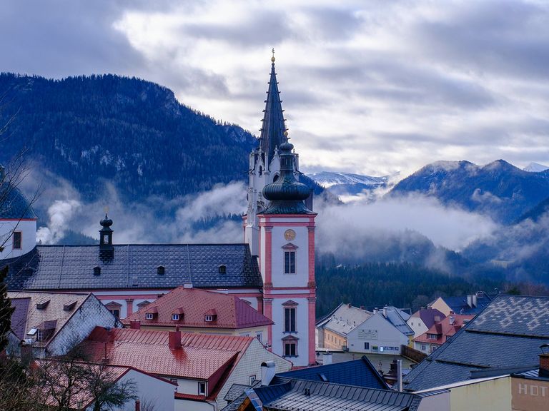 Beliebter Wallfahrtsort: die Basilika von Mariazell Basilika von Mariazell in der Steiermark