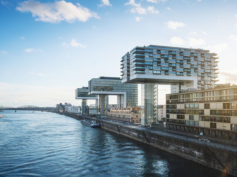 Beeindruckende Architektur: die Kranhäuser am Rheinauhafen in Köln Kranhäuser am Rheinauhafen in Köln