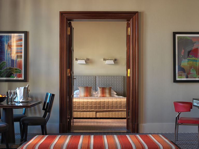 Hier zu sehen: eine Suite im Hotel de Rome in der Behrenstraße. Suite im Hotel de Rome, Berlin