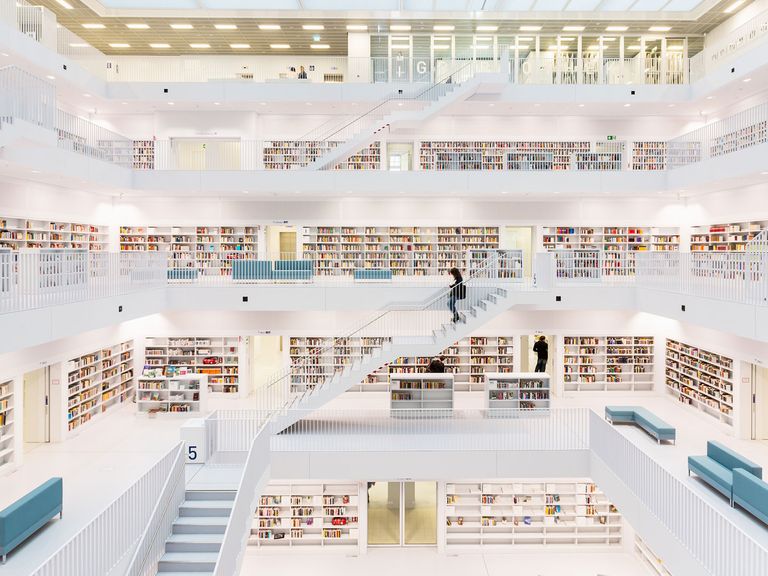 Berühmtes Fotomotiv: die Stuttgarter Stadtbibliothek von innen. Stadtbibliothek Stuttgart von innen