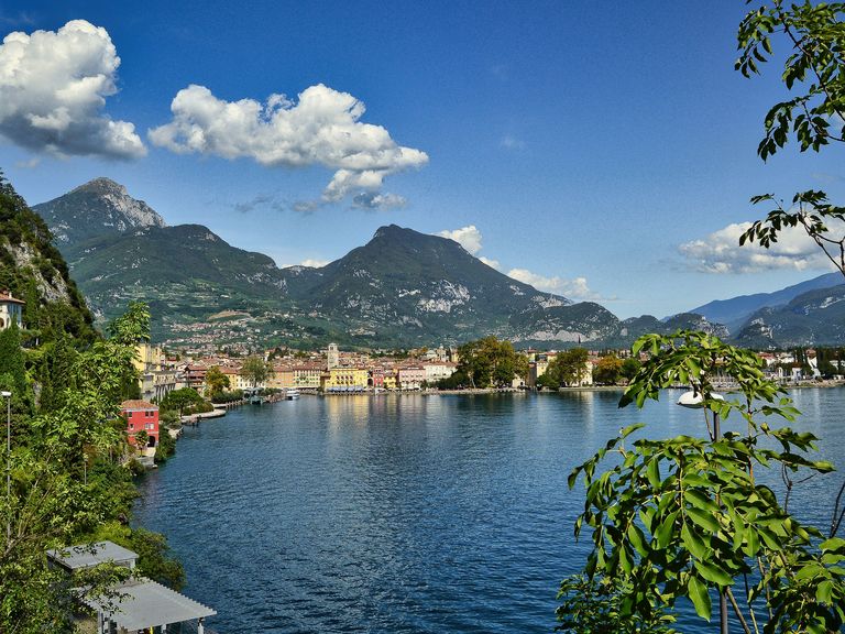 Blick von der Ponalestraße auf den Gardasee