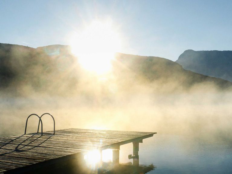 Hier zu sehen: der Kalterer See in Südtirol. Kalterer See in der Nähe von Kaltern, Südtirol