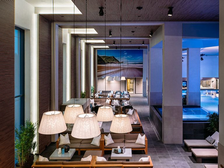 Modernes Interieur im Hotel „The Well“