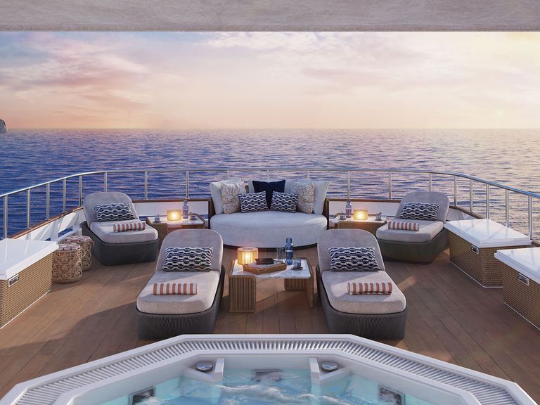 Hier zu sehen: das Außendeck der neuen Galapagos Explorer von andBeyond. Außendeck der neuen Galapagos Explorer von andBeyond
