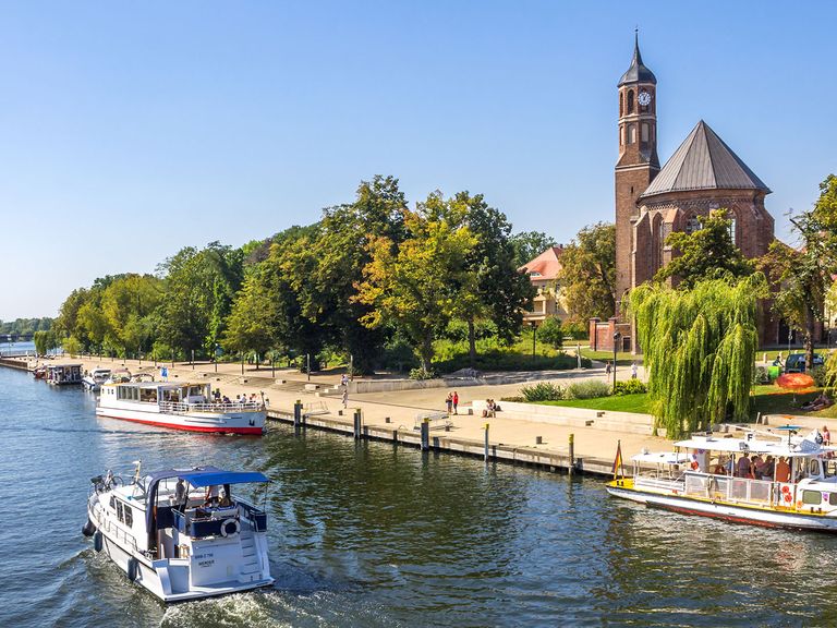 Brandenburg an der Havel eignet sich perfekt für ein langes Wochenende abseits des Großstadttrubels. Blick auf Brandenburg an der Havel