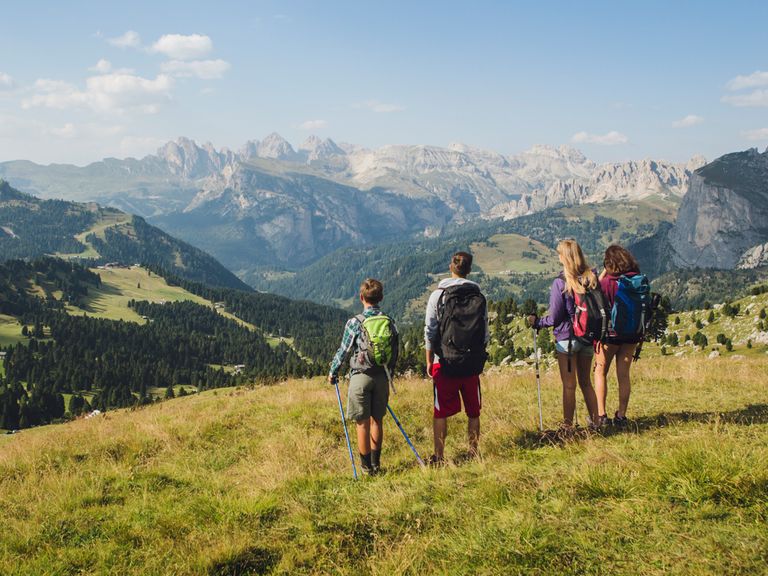 Beeindruckende Bergwelten: die Dolomiten in Südtirol Wandern in den Dolomiten, Südtirol