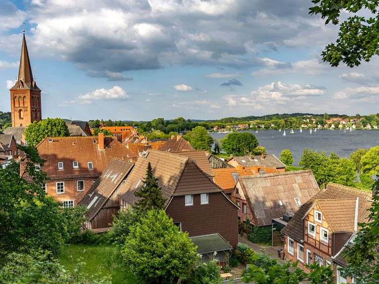 Nikolaikirche am Großen Plöner See