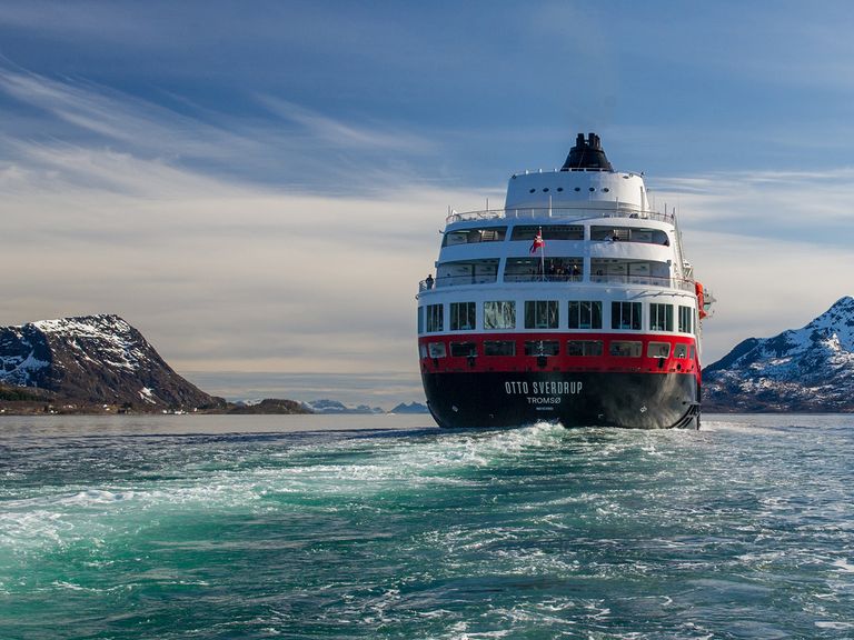 Hurtigruten MS Otto Sverdrup Hurtigruten MS Otto Sverdrup