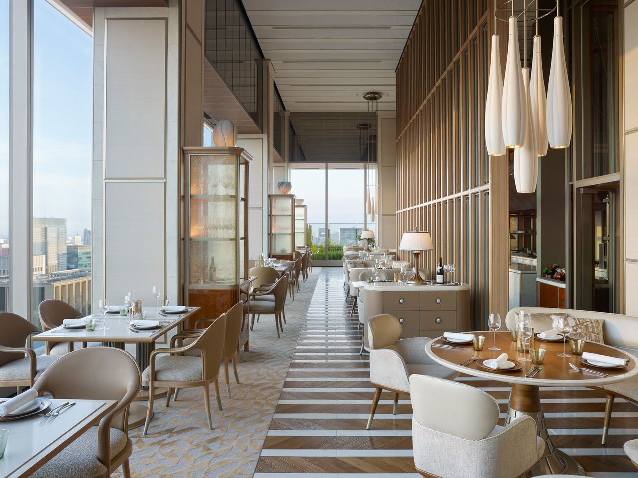 Est Restaurant im Four Seasons Tokyo, Japan