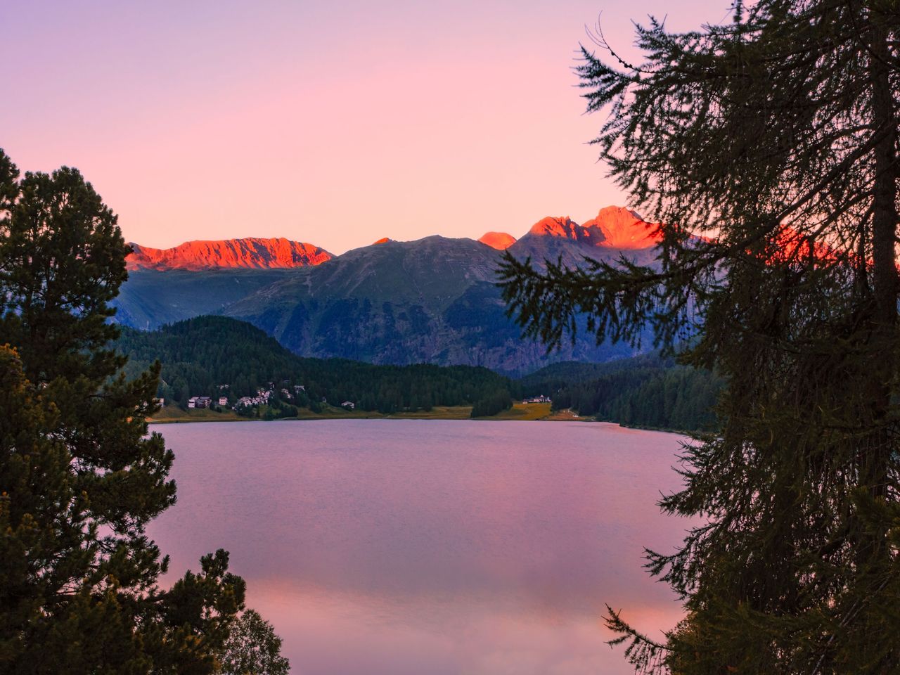 Sonnenuntergang am Sankt Moritzersee, Engadin