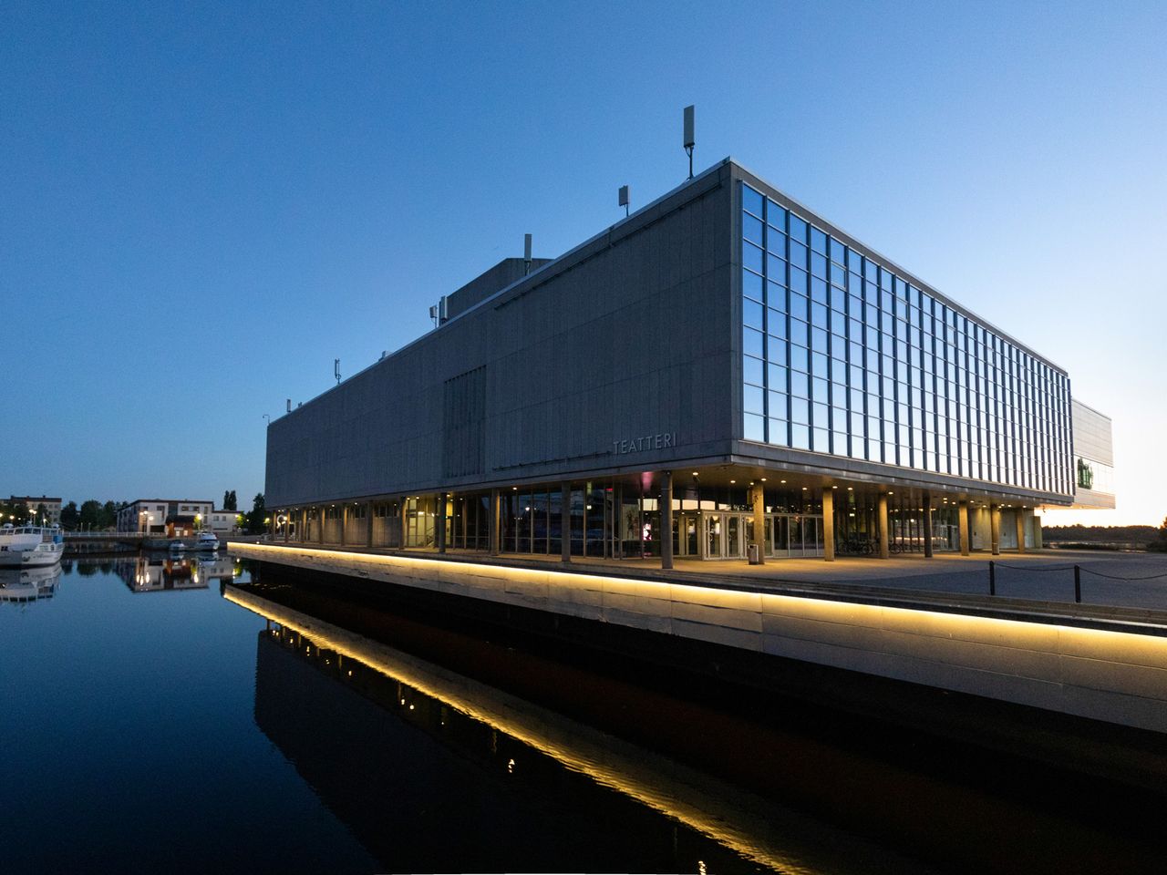 Oulu Teatteri, Finnland