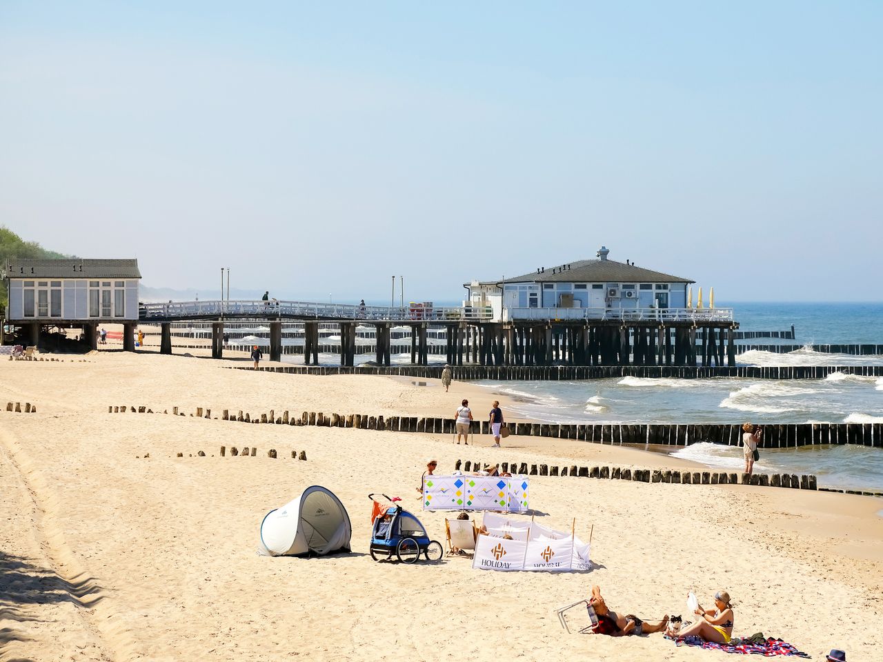 Pfahlbauten in Ustronie Morskie, Polen