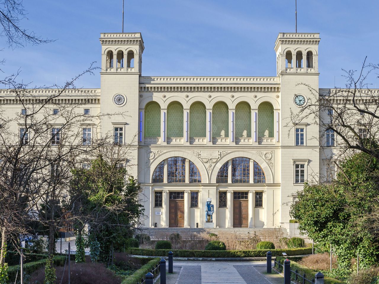 Außenansicht Museum Hamburger Bahnhof - Nationalgalerie der Gegenwart