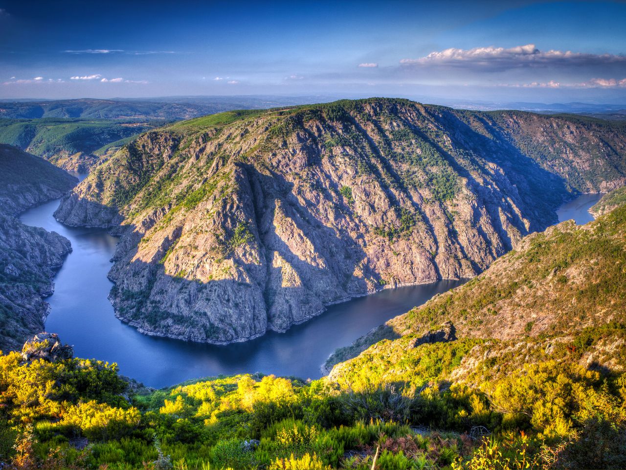 Ribeira Sacra in Galicien, Flussschleife des Flusses Sil