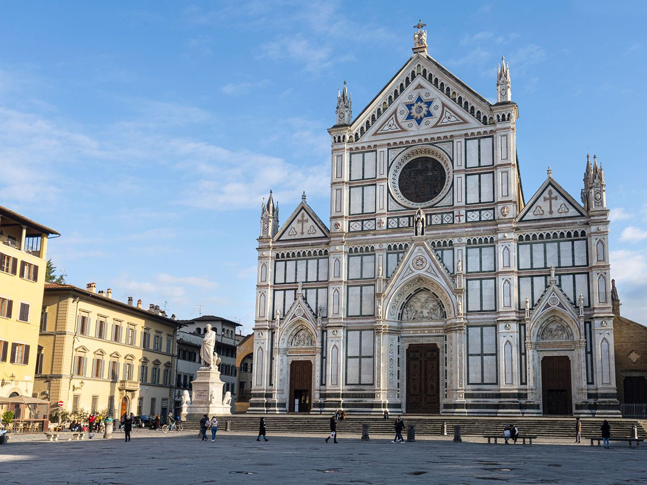 Blick auf die Kirche Santa Croce in Florenz