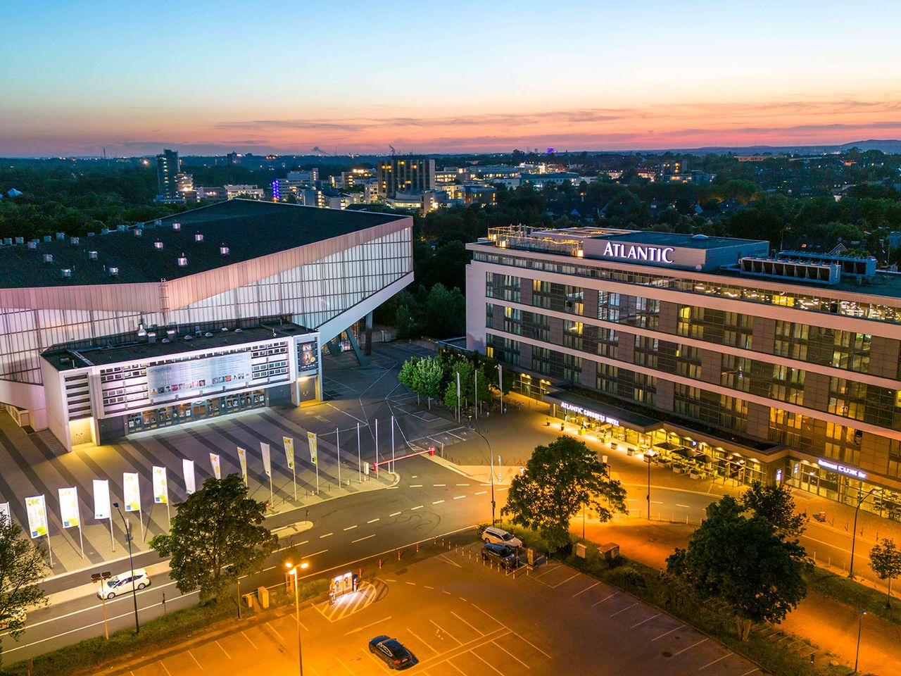 Grugahalle und „ATLANTIC Congress Hotel“ in Essen