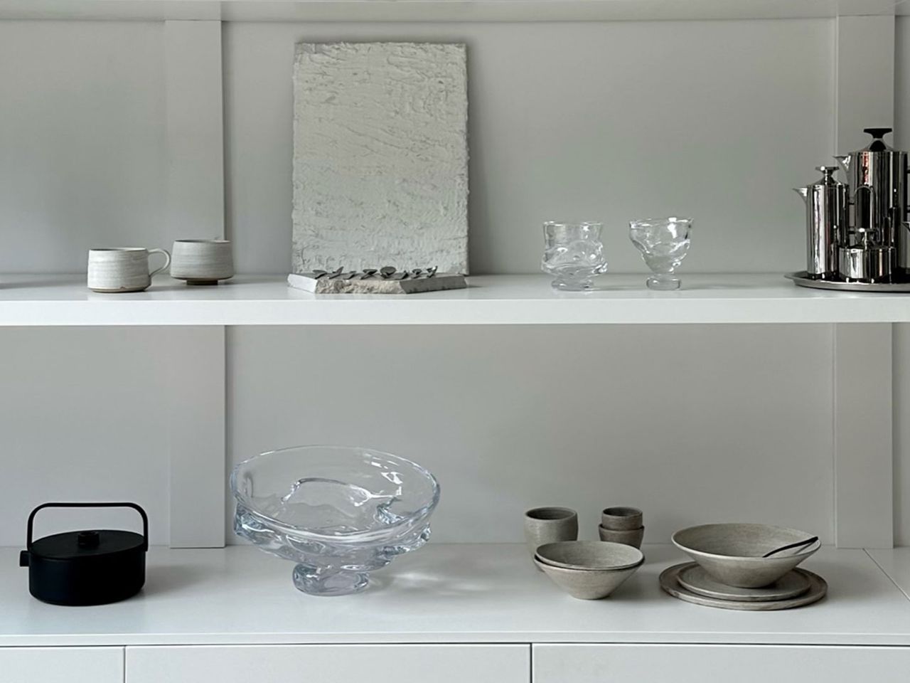 Auswahl an Dekoraktionen und Accessoires im Tadaima Store