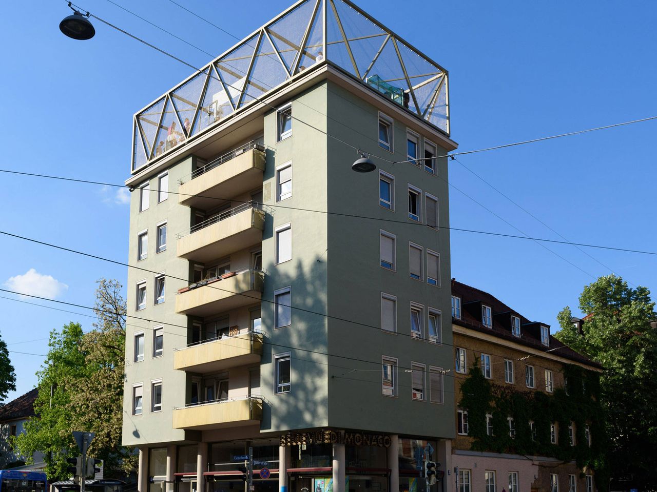 Kulturzentrum Bellevue di Monaco von außen
