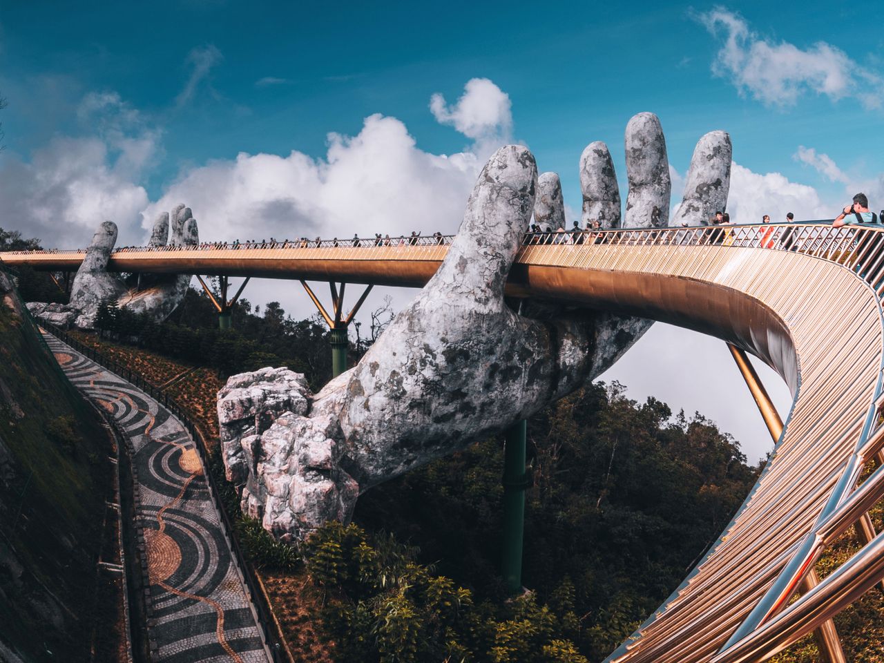 Goldene Brücke in Vietnam