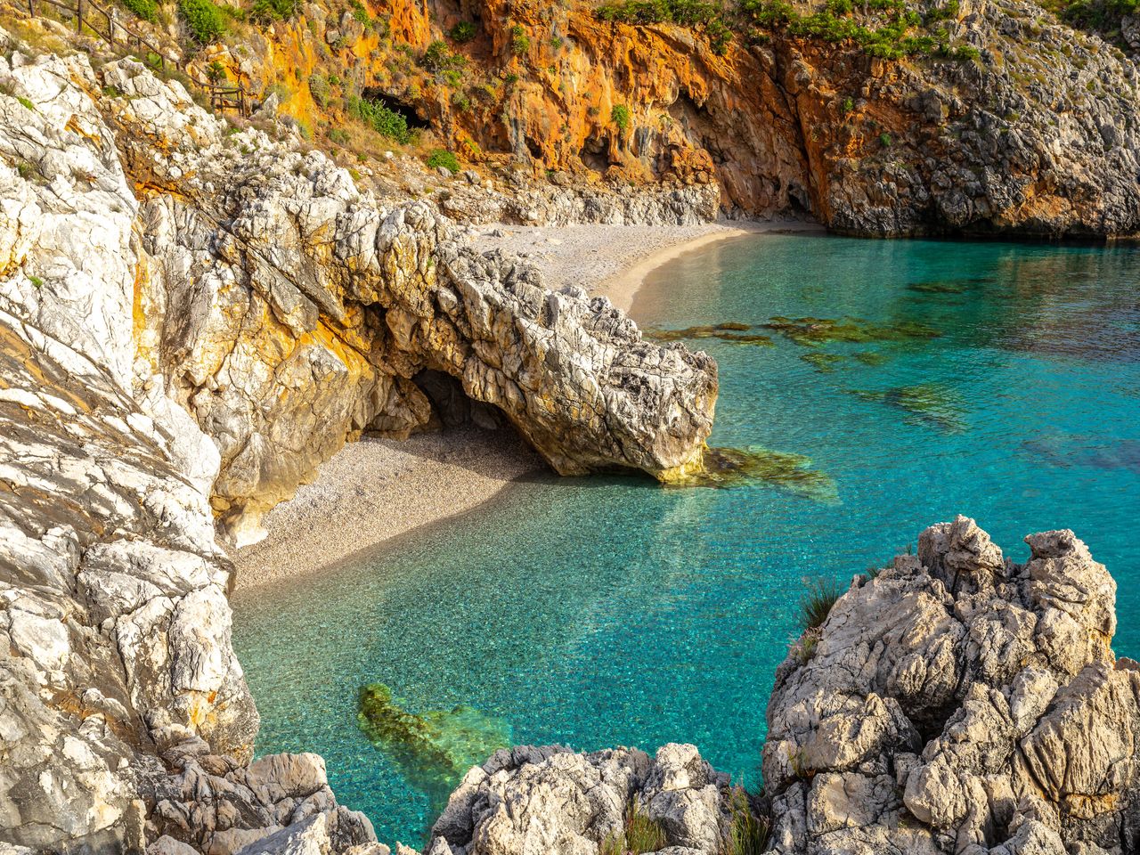 Cala Capreria, Badebucht und Strand auf Sizilien