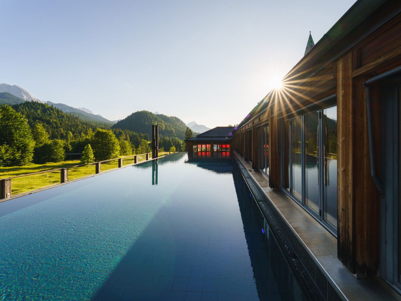 Rooftop Pool im Badehaus, Schloss Elmau in Garmisch-Patenkirchen