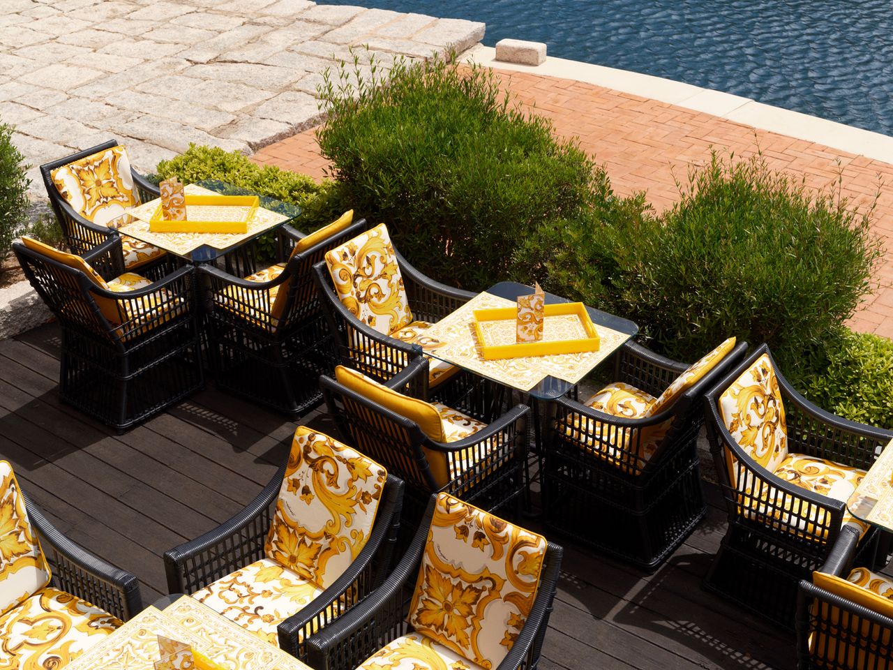 Dolce & Gabbana Pop-up Cala di Volpe, Sardinien