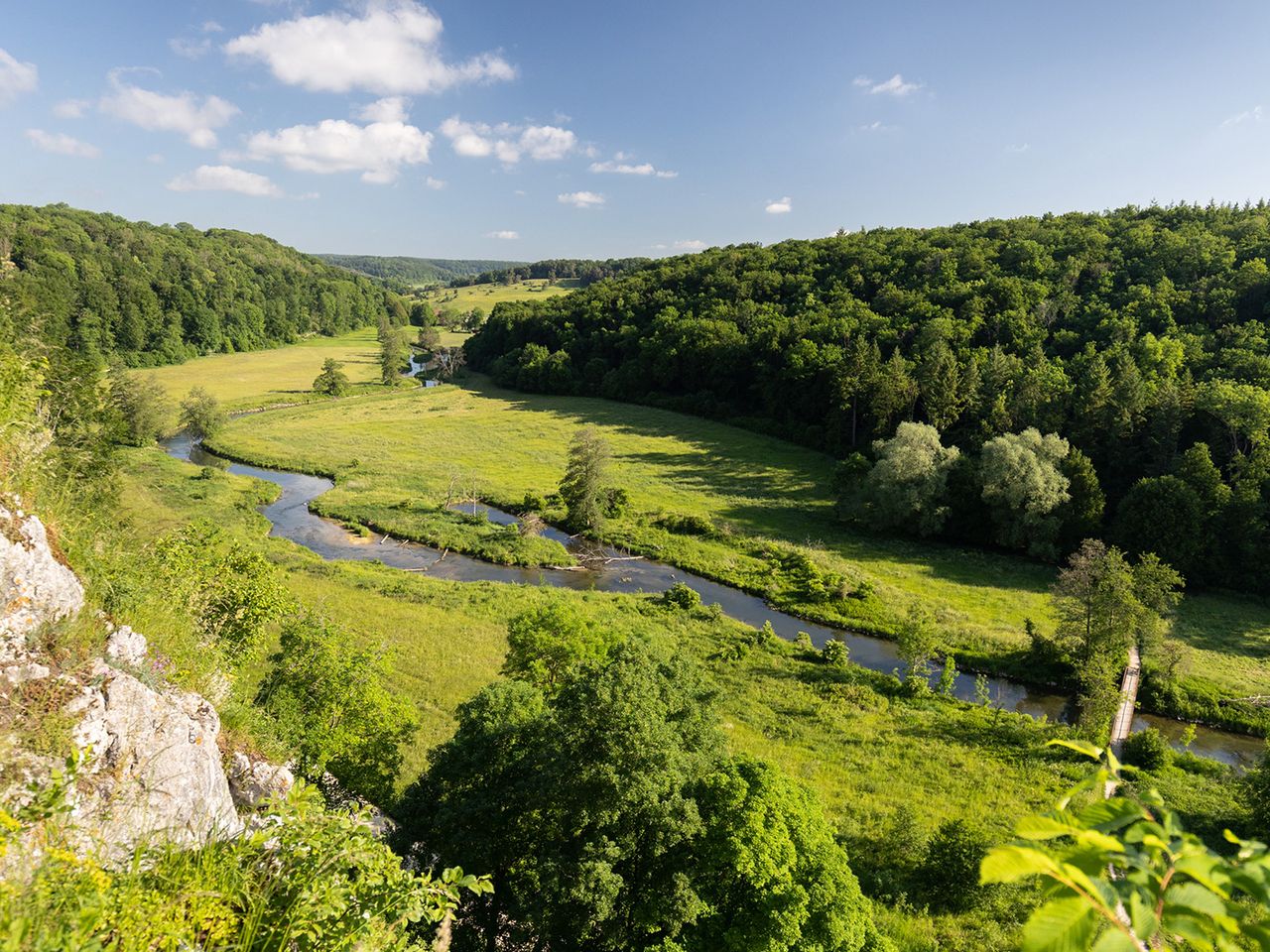 Eselsburger Tal von der Domäne Falkenstein mit Blick nach Nordwest