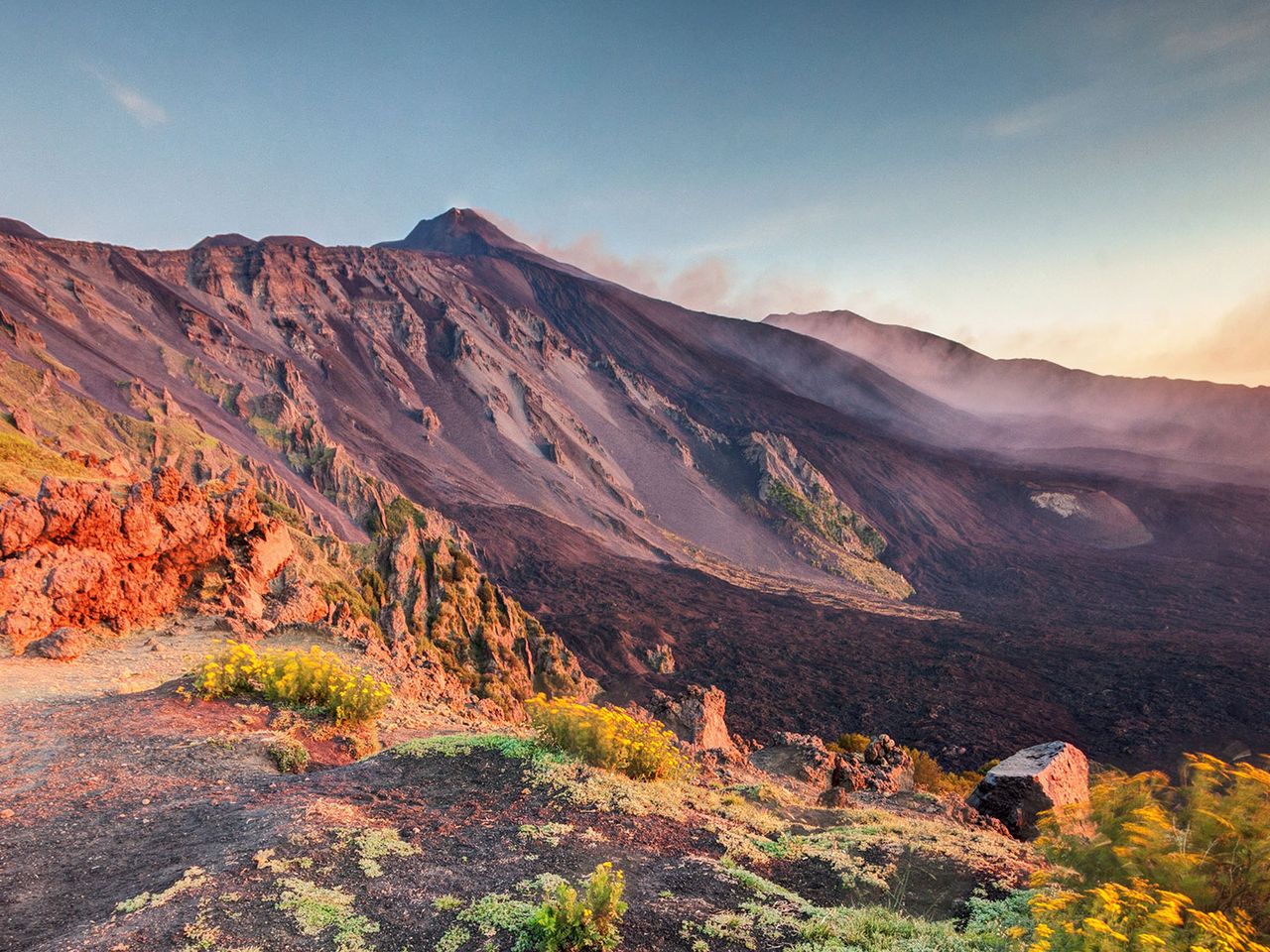 Ätna, aktiver Vulkan auf Sizilien