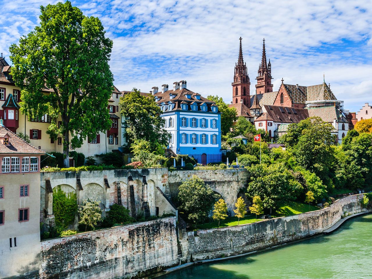 Blick auf Basel am Rhein