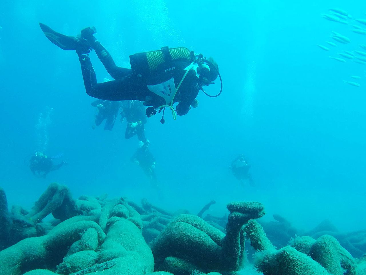 Taucher am Museo Atlantico auf Lanzarote