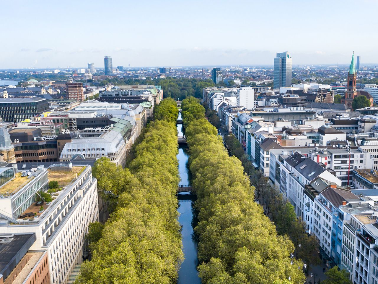 Königsallee in Düsseldorf von oben