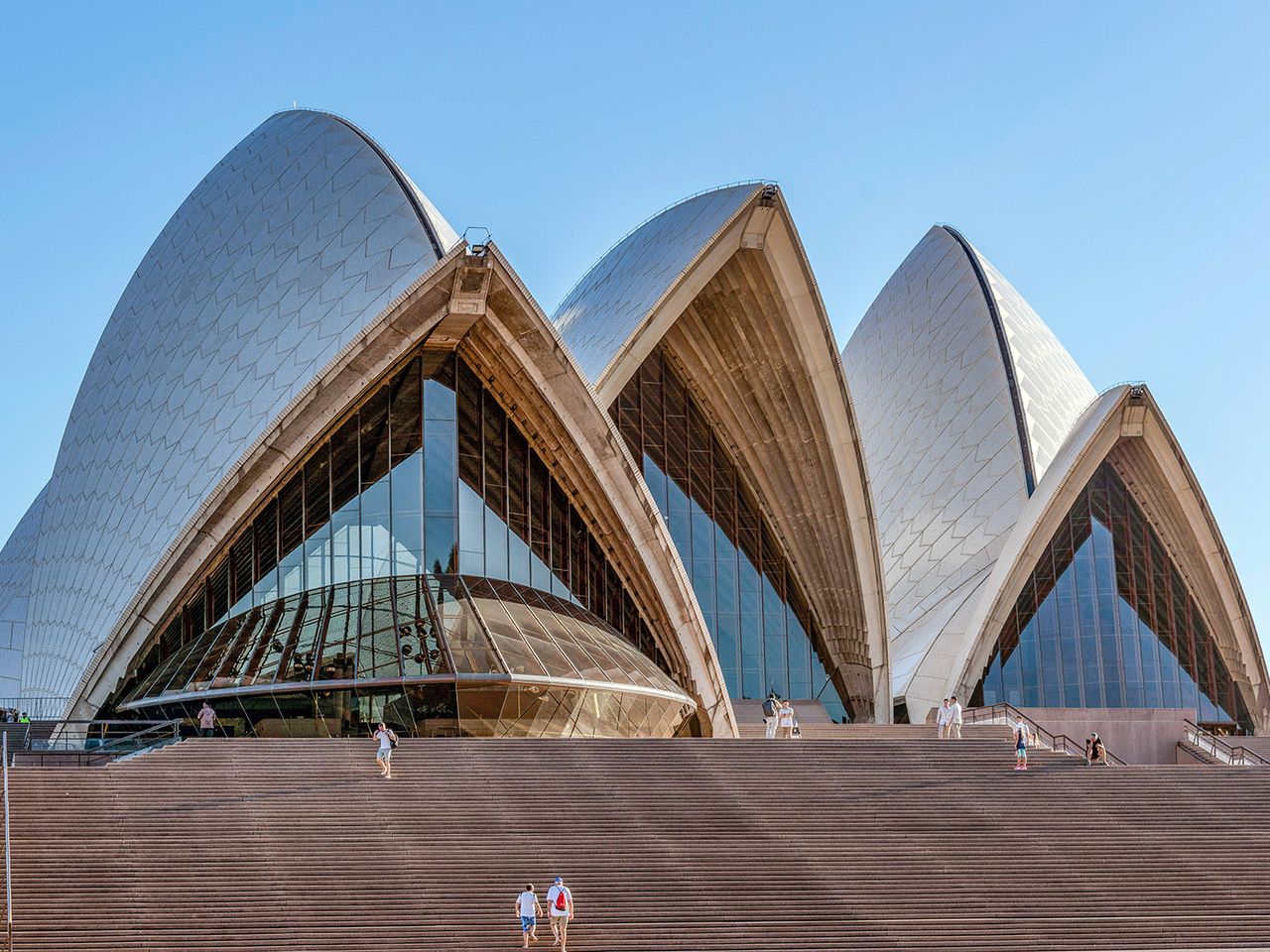Das Sydney Opera House mit Blick auf den Hafen