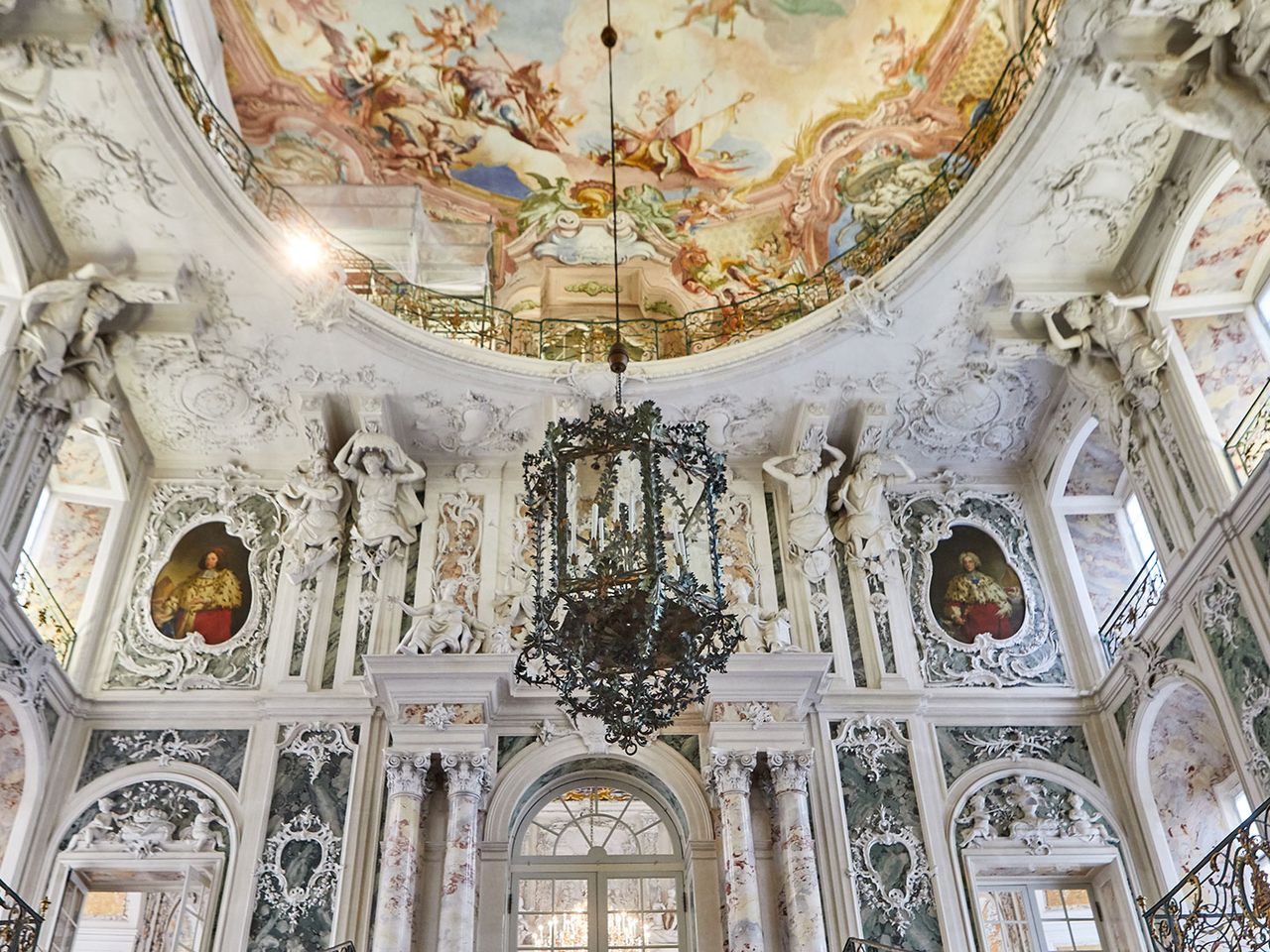 Treppenhaus im Schloss Augustusburg in Brühl