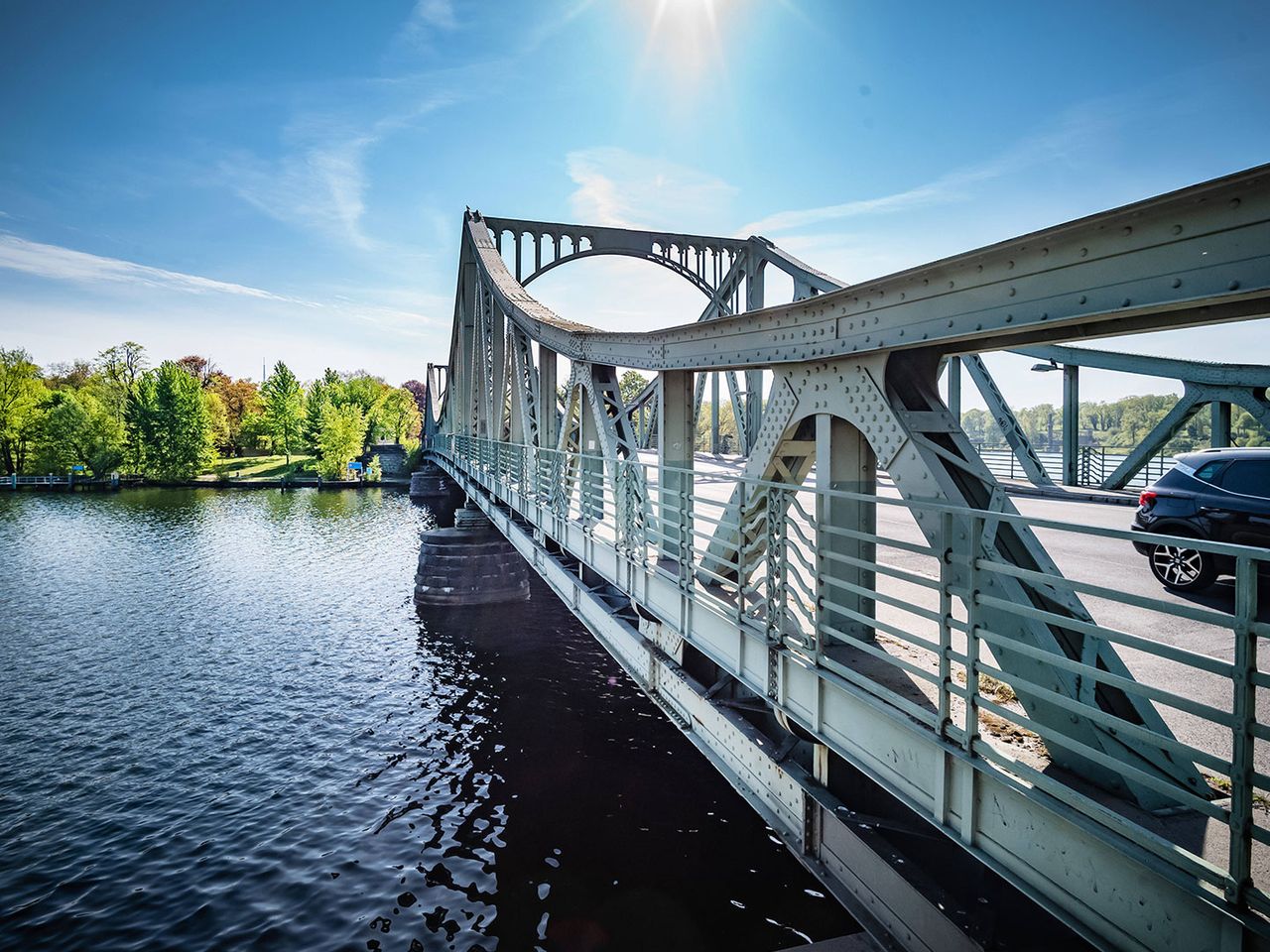 Blick auf die Glienicker Brücke