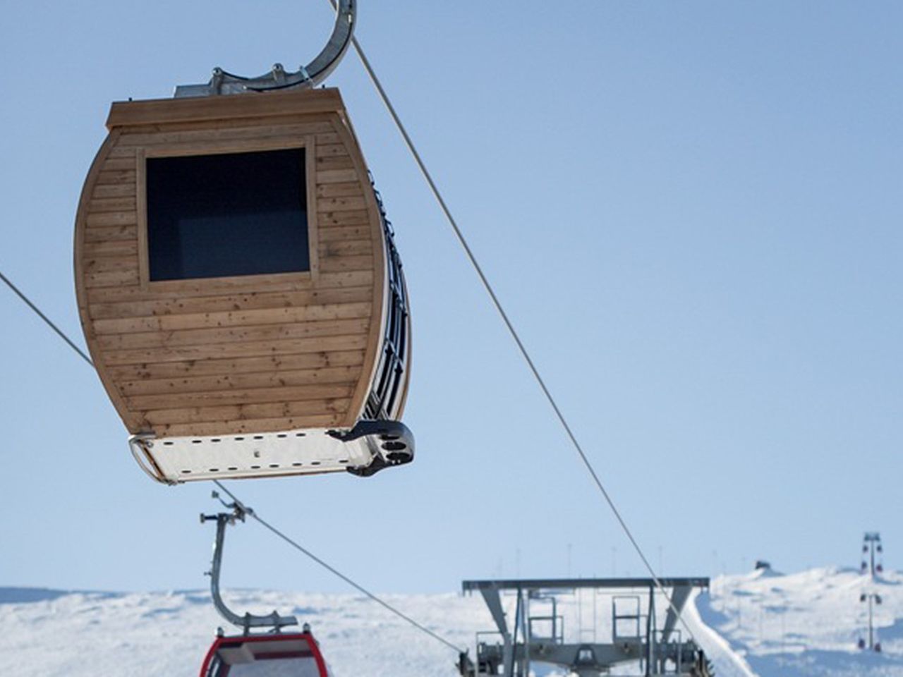 Die schwebende Saunagondel in Ylläs
