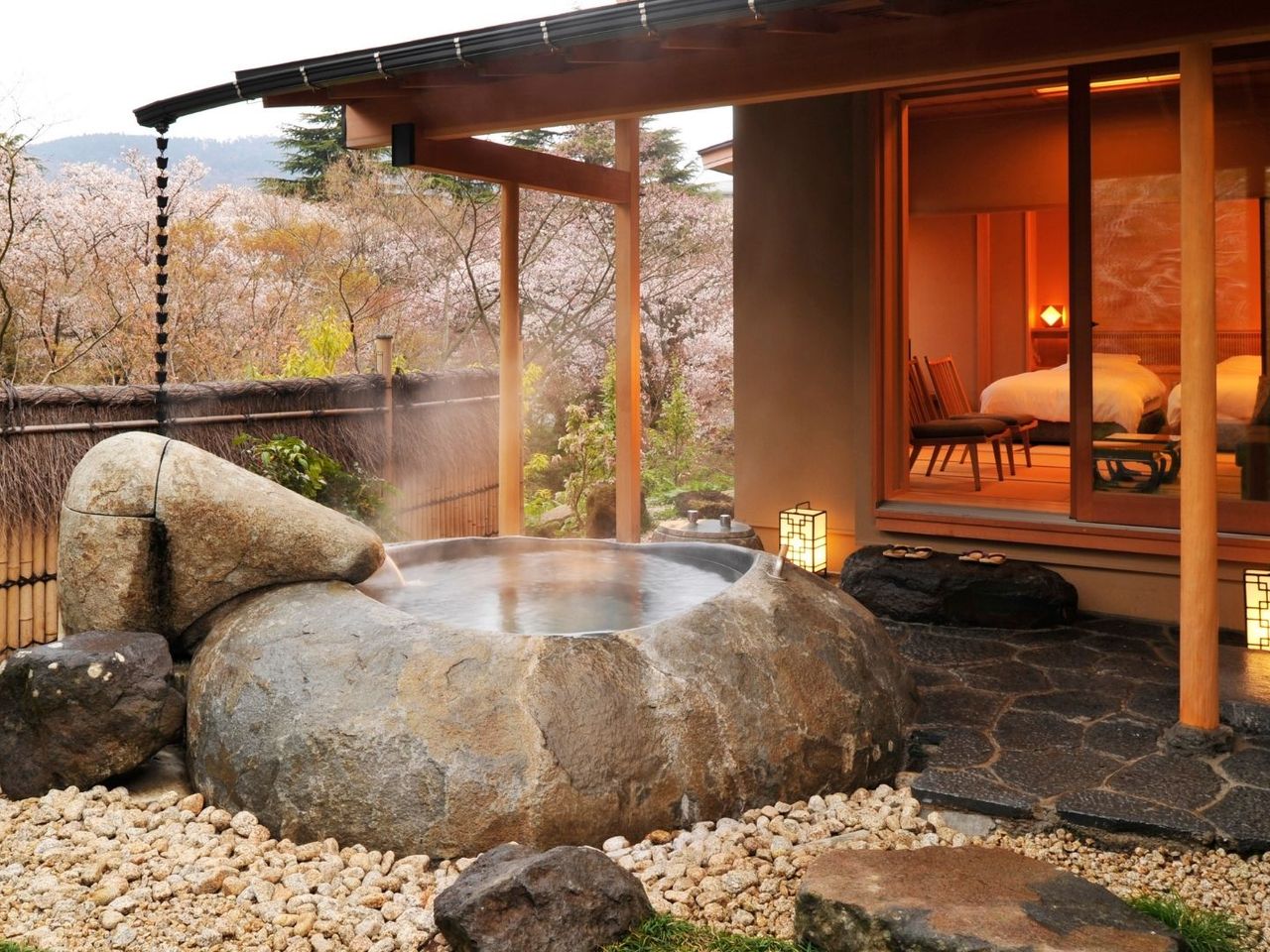 Das Gôra Kadan in Japan