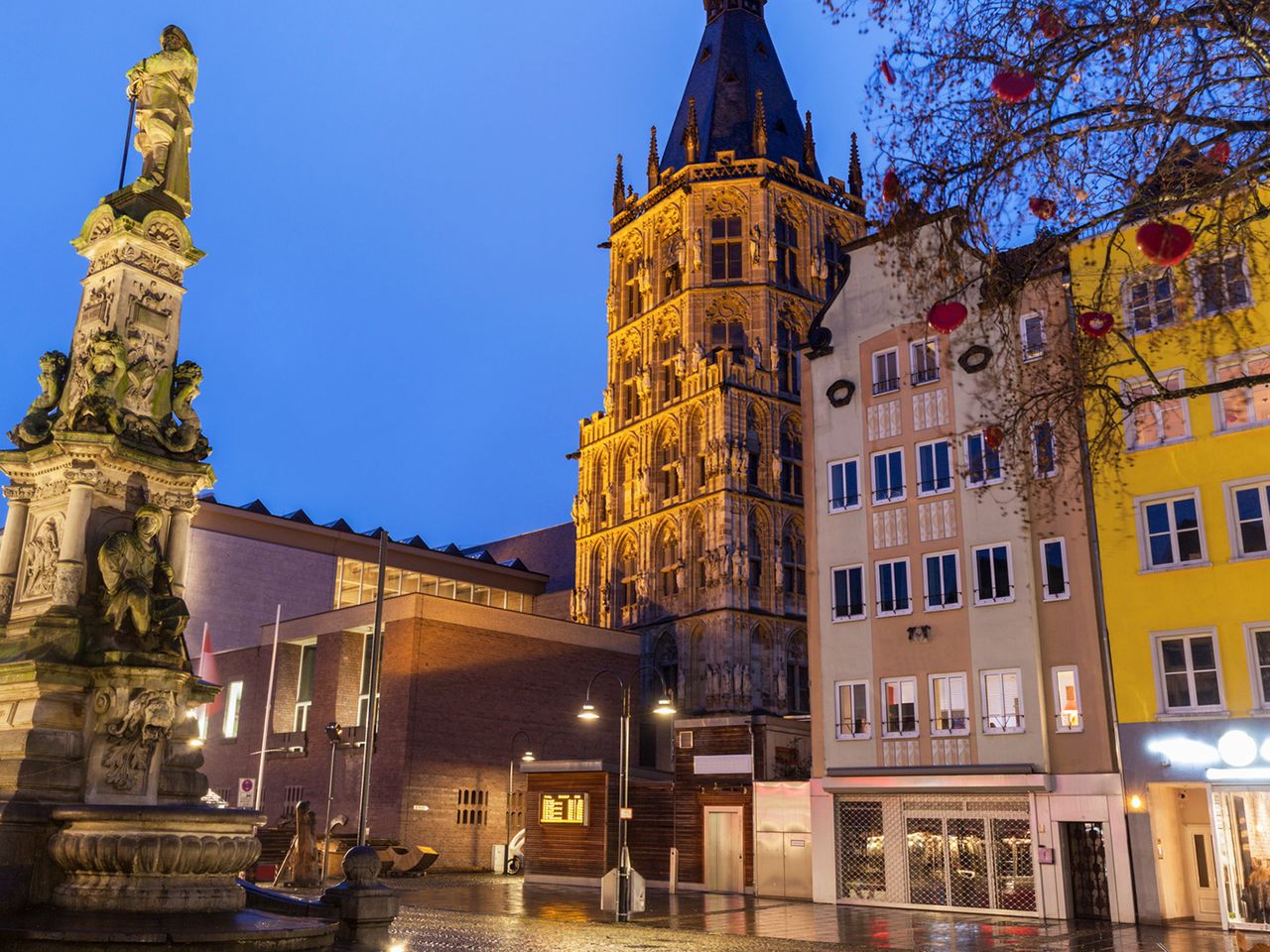 Rathausturm, Kölner Altstadt 