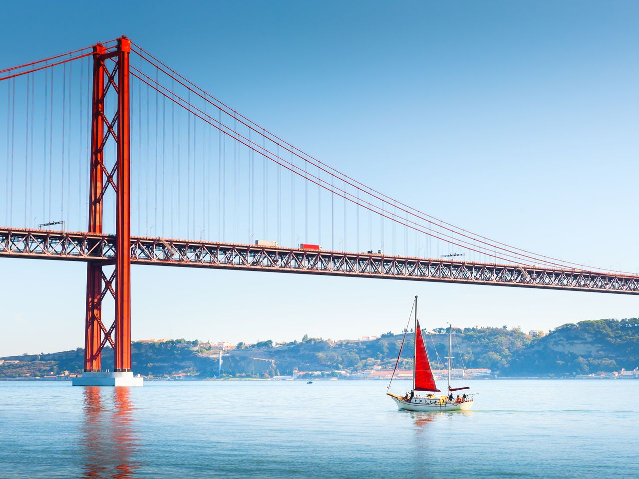 Ponte 25 de Abril, Lissabon