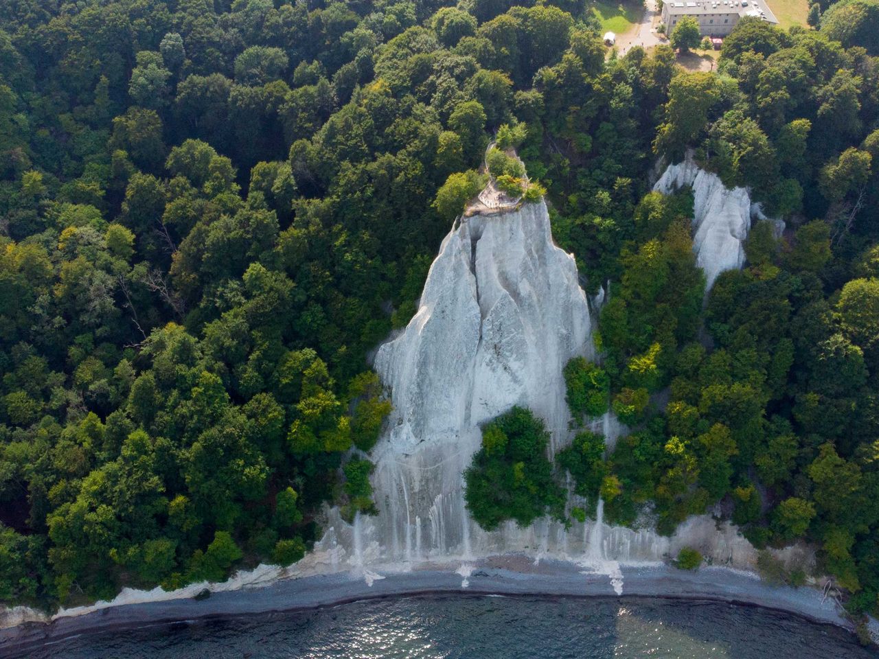 Luftaufnahme der Kreidefelsen auf R&uuml;gen